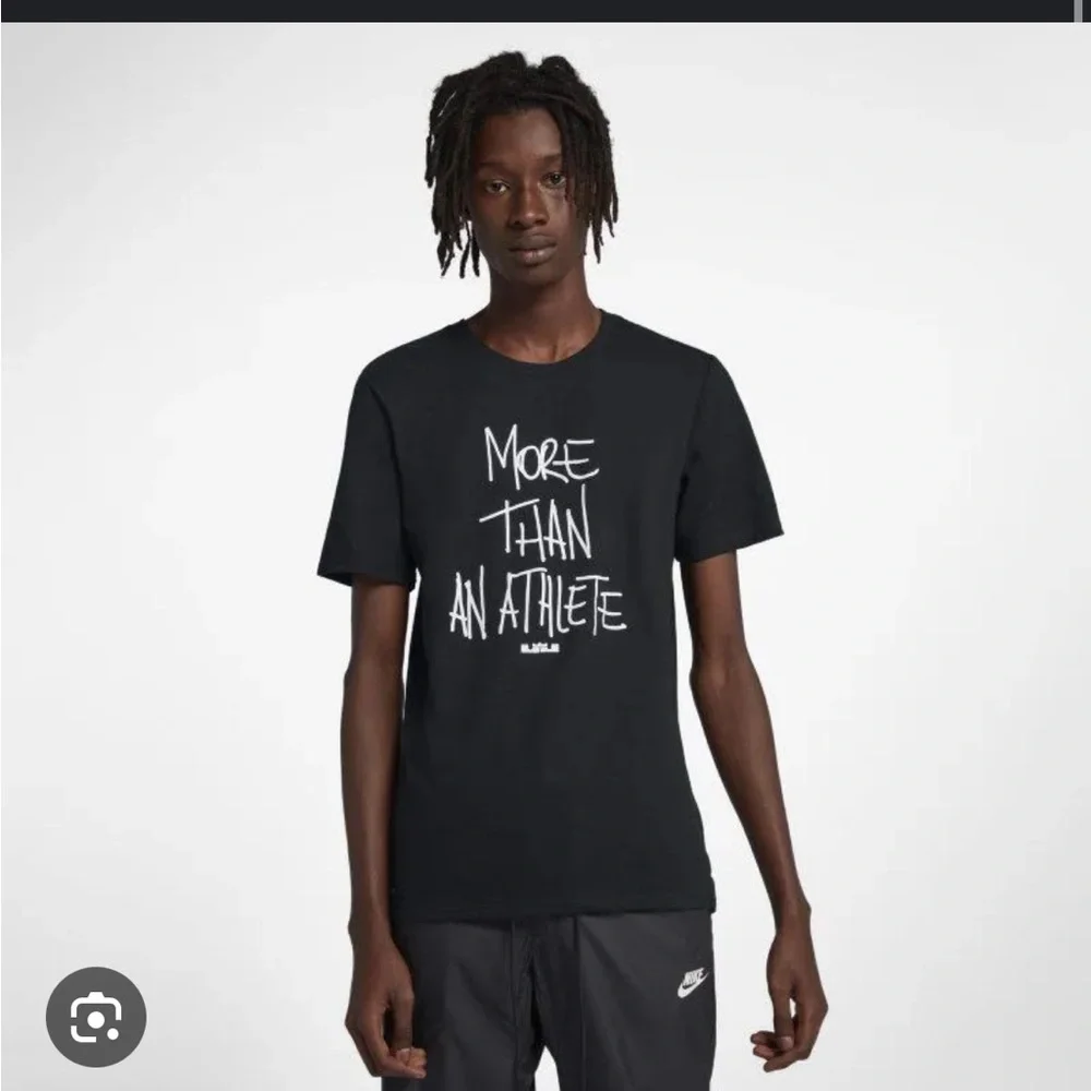 Nike LeBron James “More Than an Athlete” Graphic Tee Men’s Small